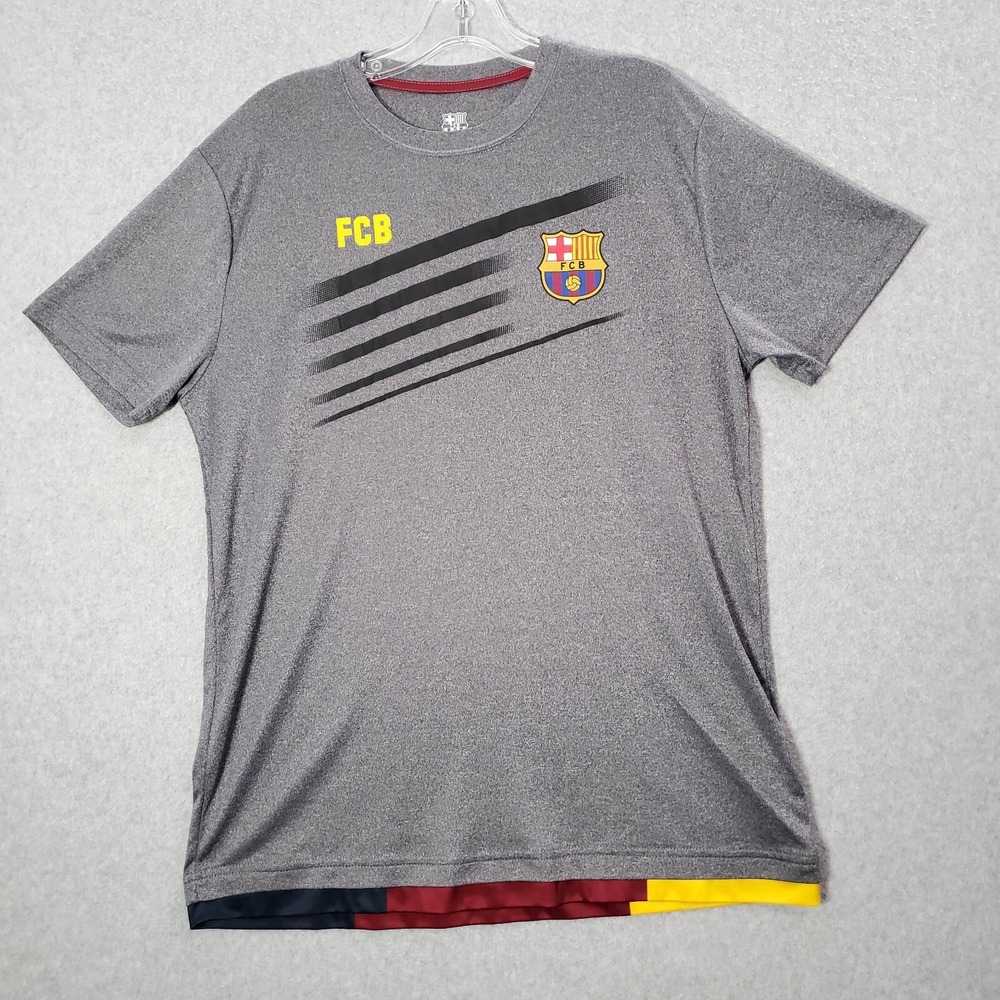 FC Barcelona Men Shirt Large Gray Logo Graphic Short Sleeve Crew Neck Tee
